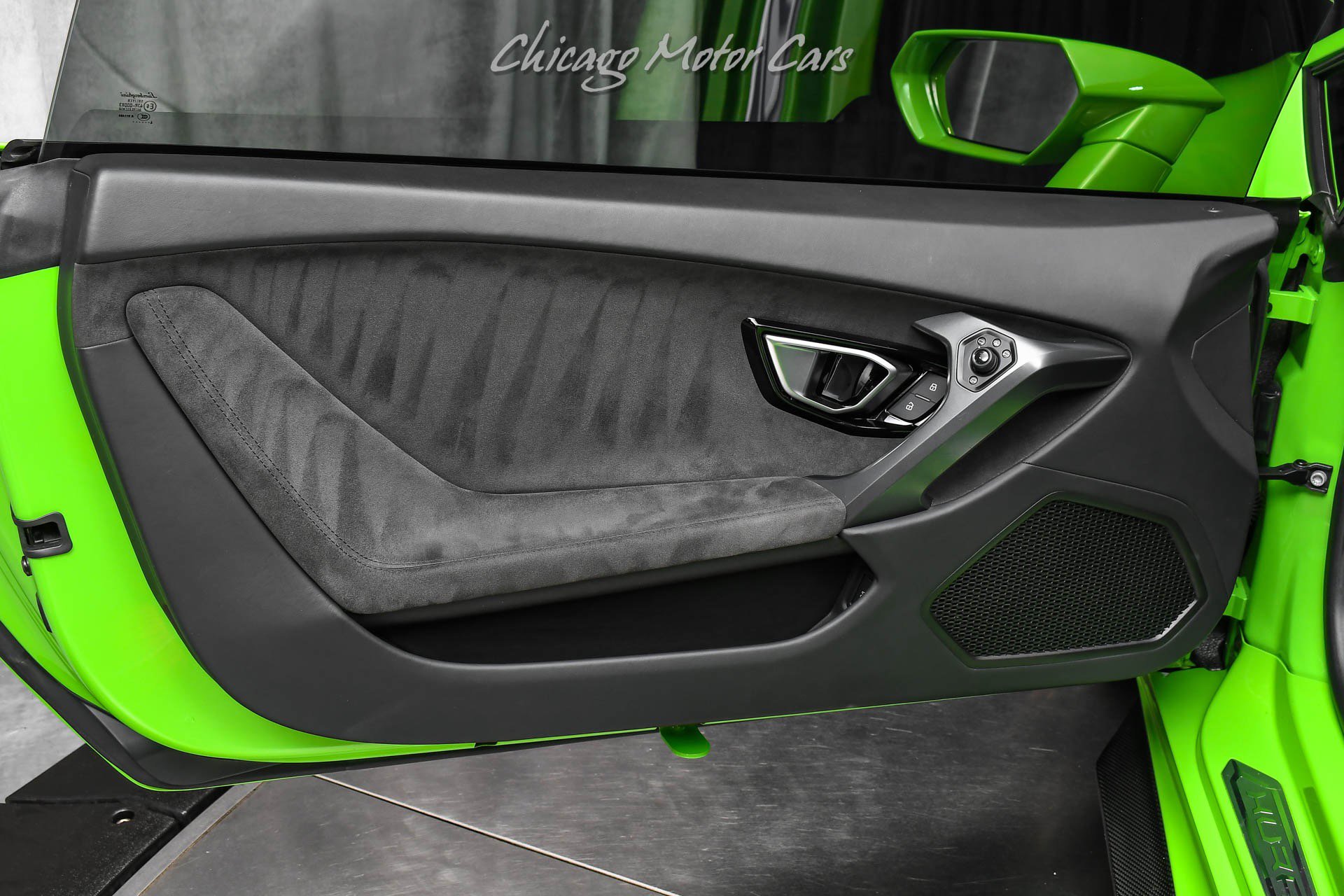 Used 2015 Lamborghini Huracan LP 610-4 image 21