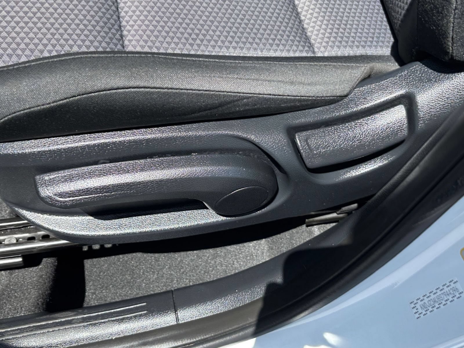 Used 2025 Kia Soul LX w/ LX Technology Package FWD image 22
