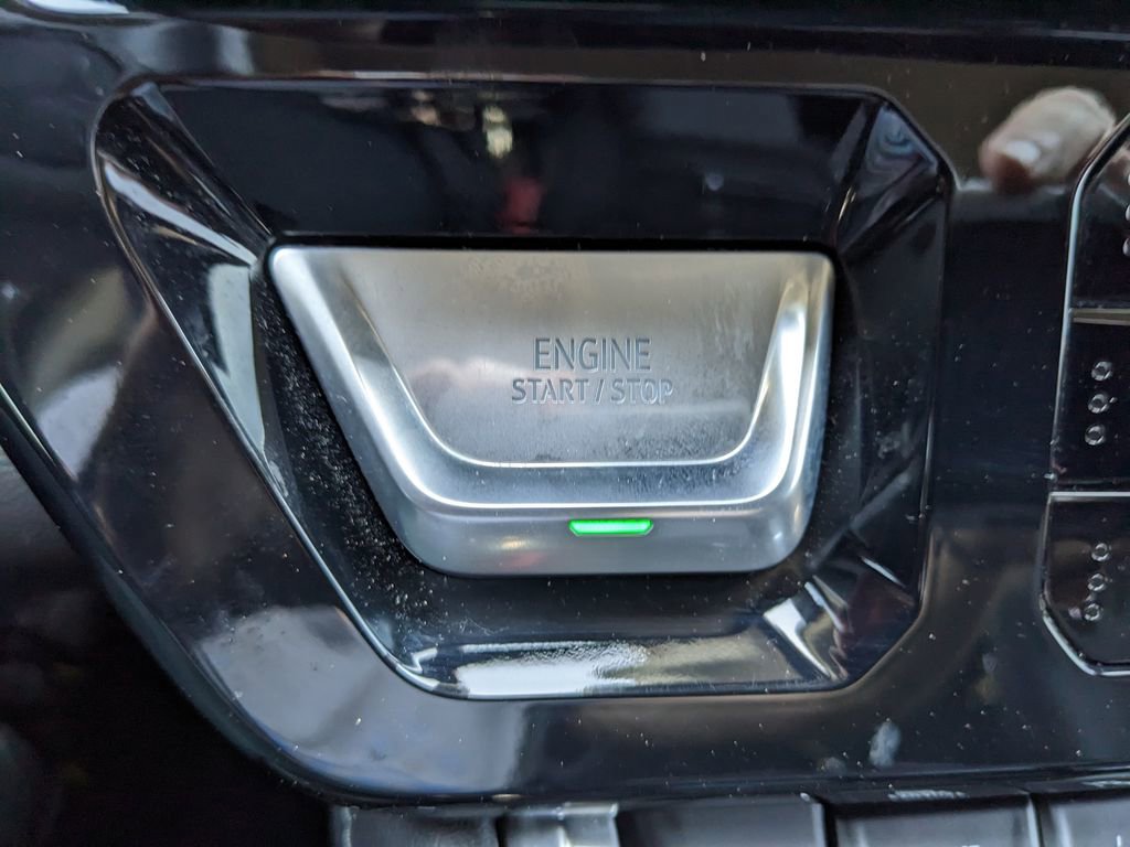 Used 2024 GMC Sierra 2500 Denali w/ Denali Reserve Package image 64