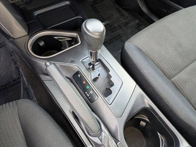 Used 2016 Toyota RAV4 LE image 11