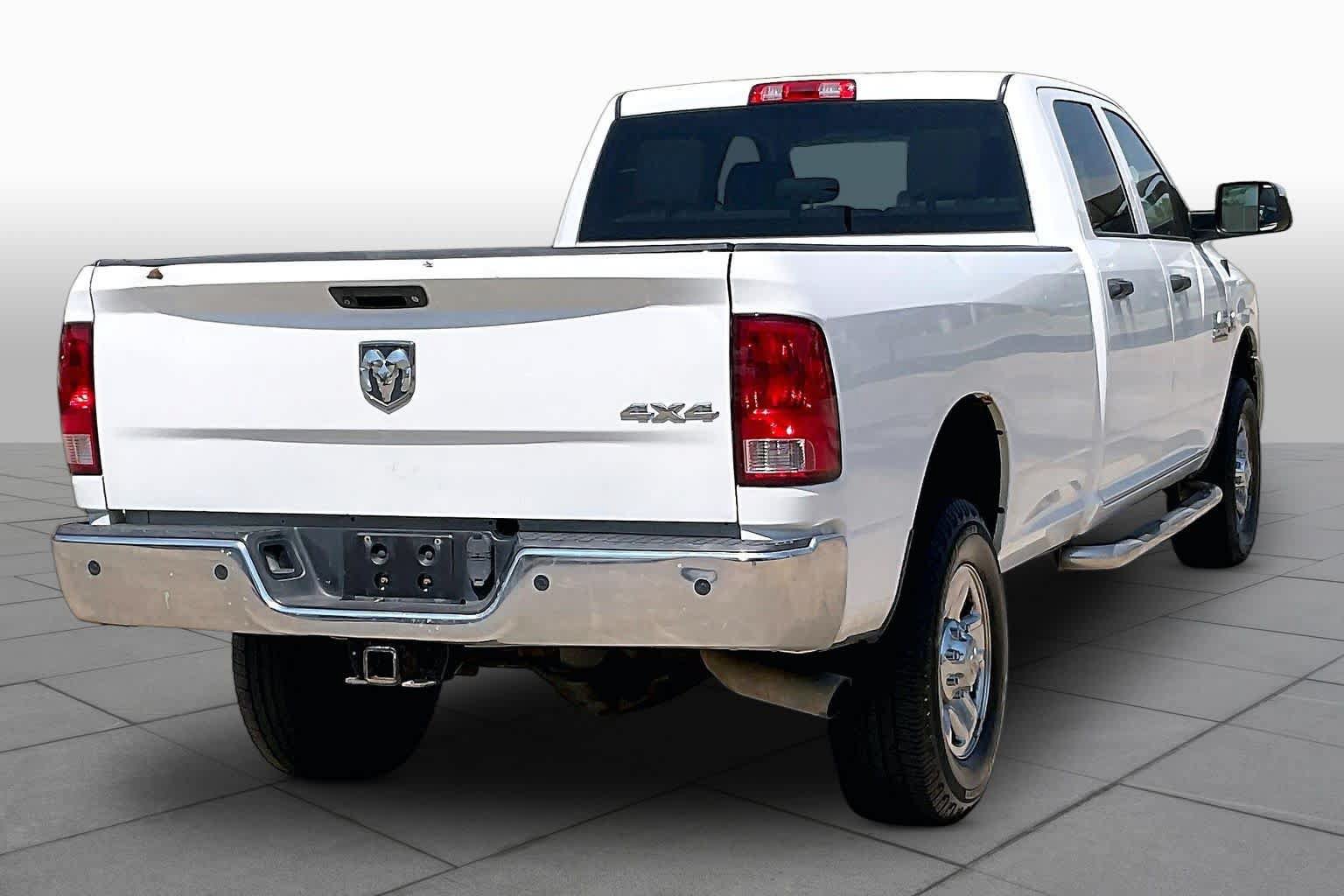 Used 2014 RAM 2500 Tradesman w/ Chrome Appearance Group AWD/4WD image 12