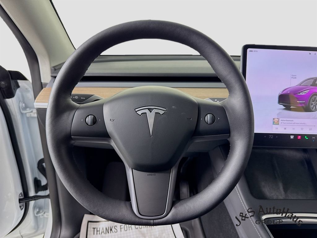 Used 2025 Tesla Model Y Long Range image 12