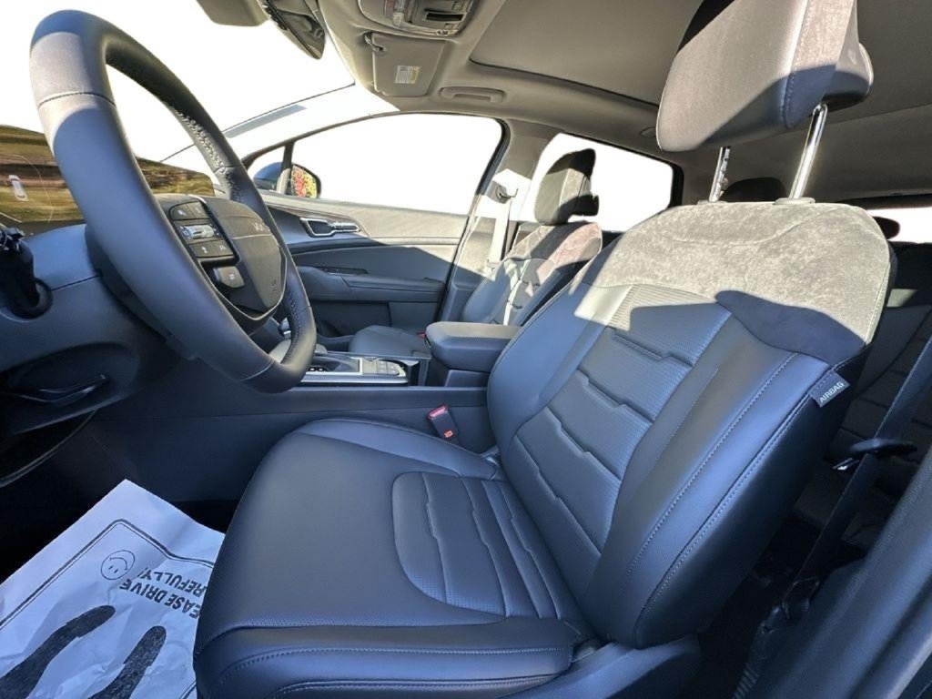 New 2026 Kia Sportage SX AWD/4WD image 12
