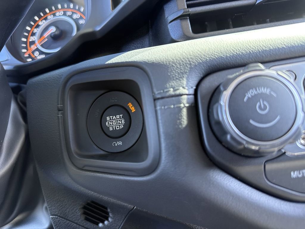 New 2026 Jeep Gladiator Sport image 17