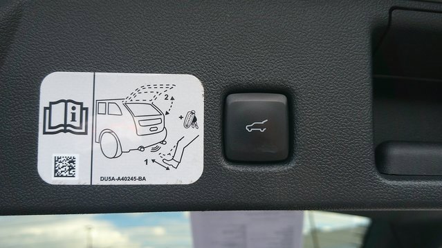 Used 2020 Ford Escape Titanium image 26