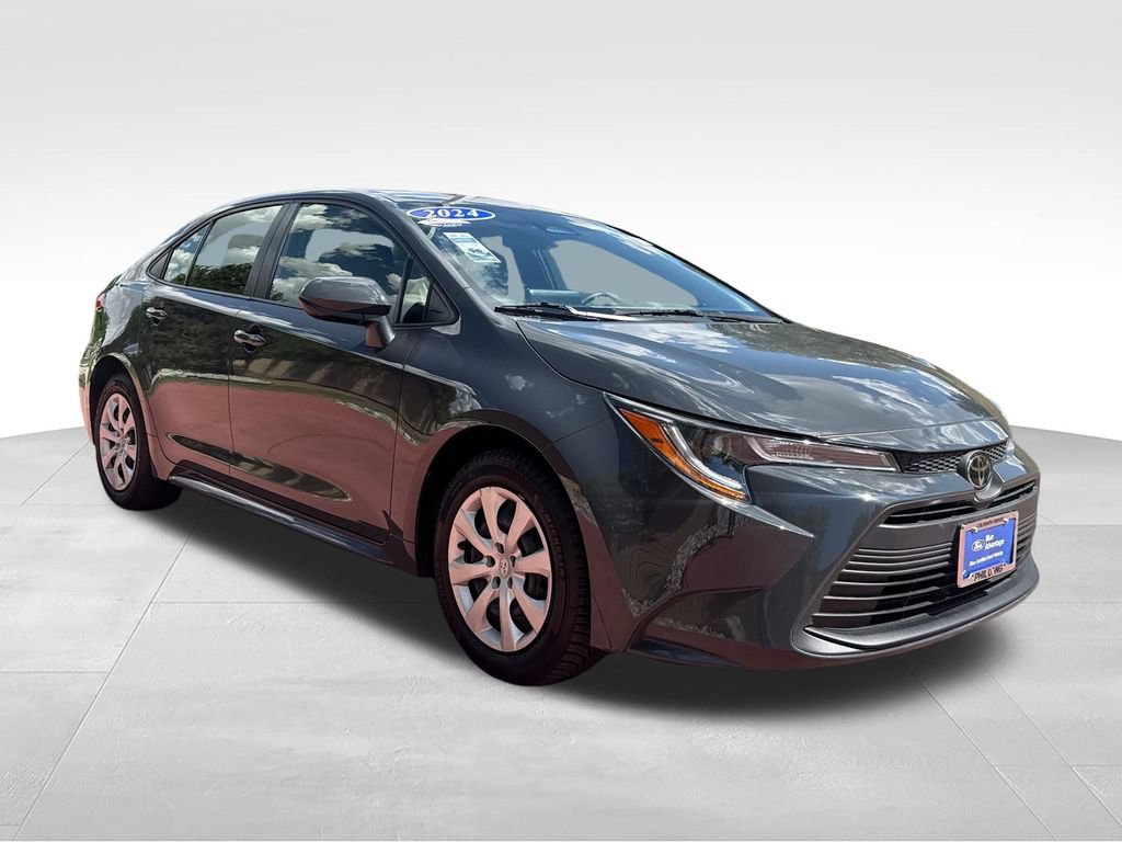 Used 2024 Toyota Corolla LE