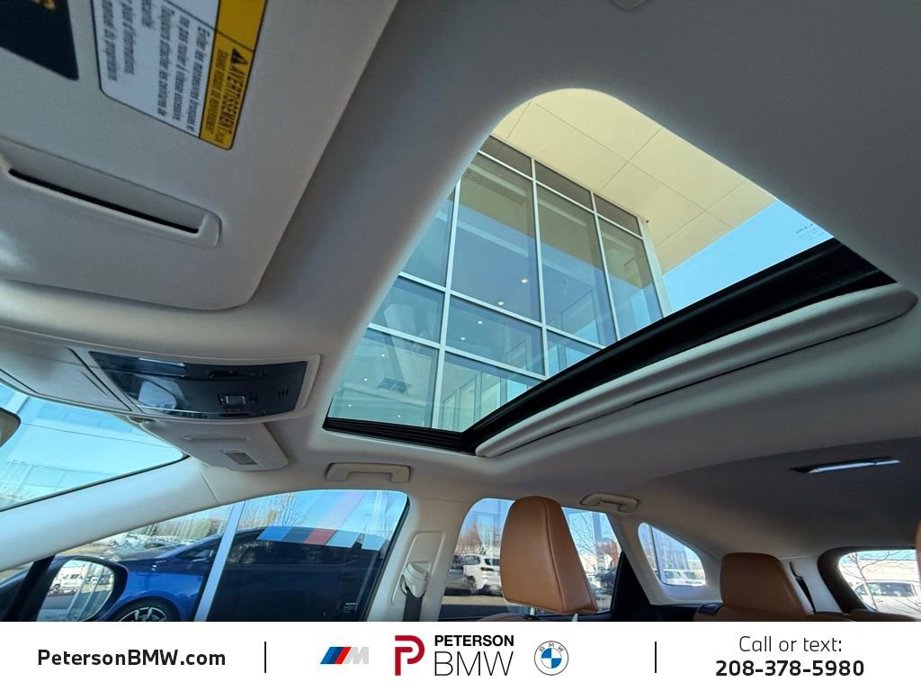 Used 2022 Lexus RX 350L Premium w/ Premium Package image 38