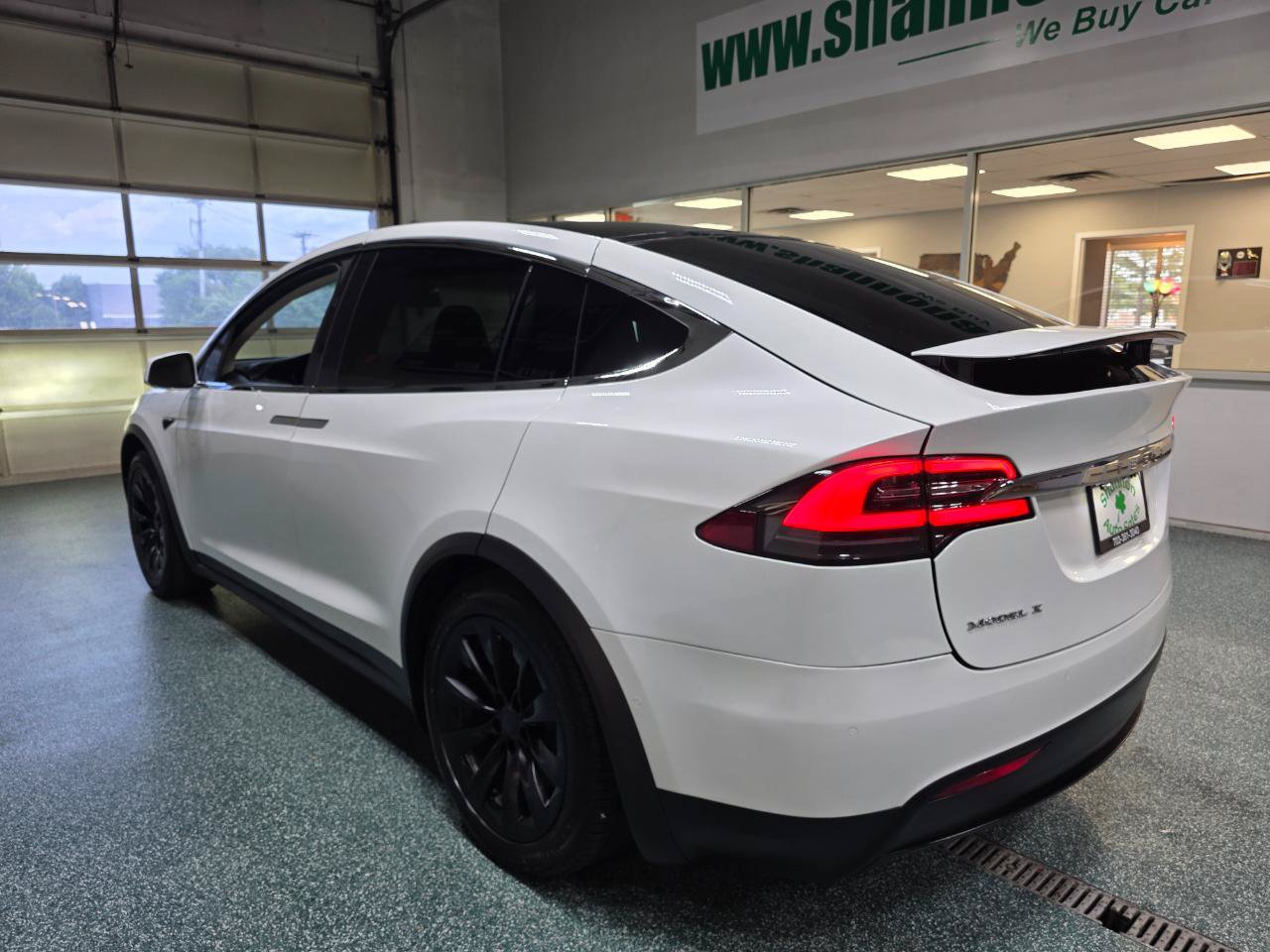 Used 2018 Tesla Model X 75D AWD/4WD image 9