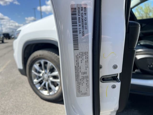 Used 2021 Jeep Cherokee Latitude Lux w/ Sun & Sound Group AWD/4WD image 26