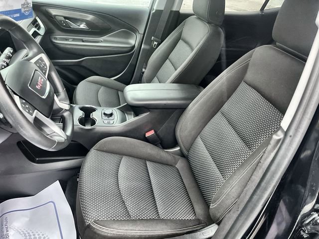 Used 2023 GMC Terrain SLE w/ Driver Convenience Package image 15