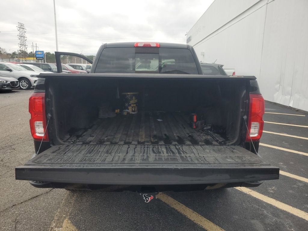Used 2018 Chevrolet Silverado 1500 LTZ Z71 w/ Redline Edition image 11
