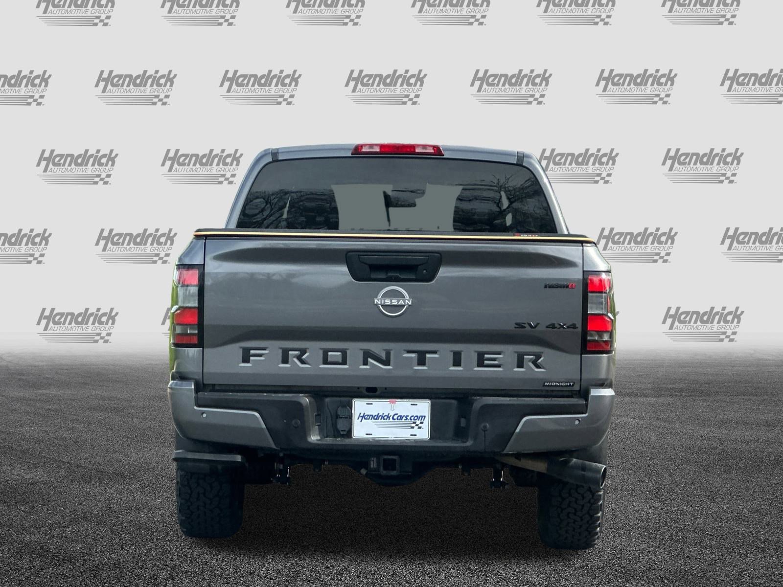 Used 2023 Nissan Frontier SV w/ Midnight Edition Package image 6