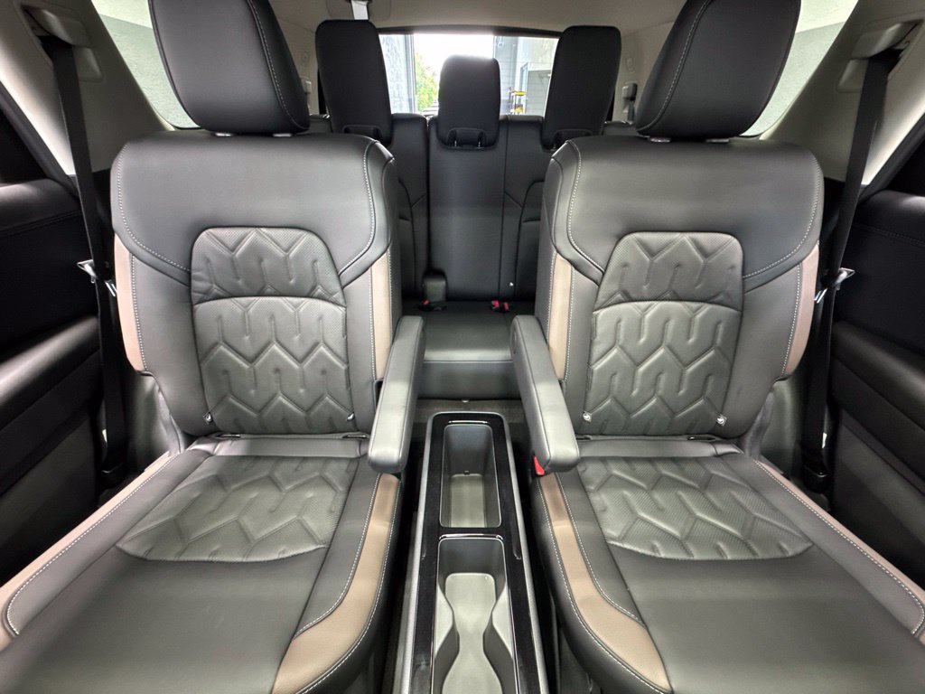 New 2026 Nissan Pathfinder Platinum AWD/4WD image 24