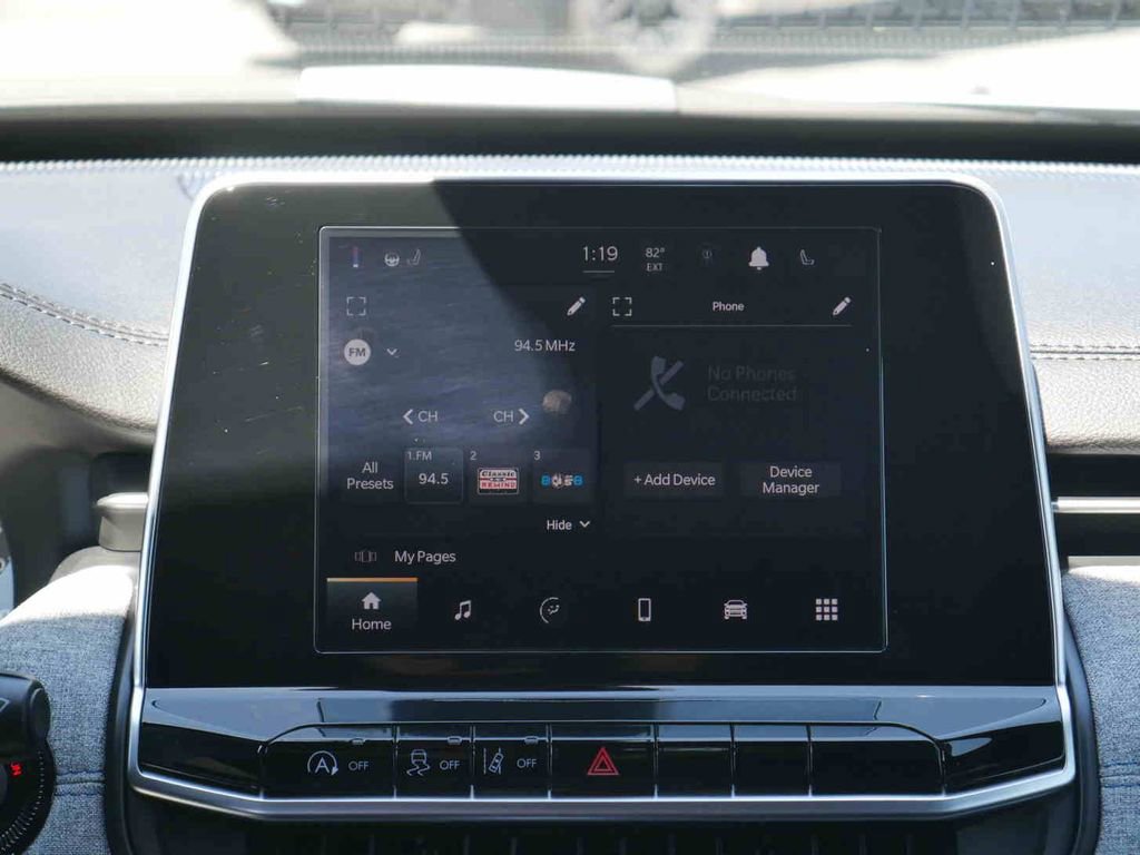 New 2025 Jeep Compass Latitude image 5