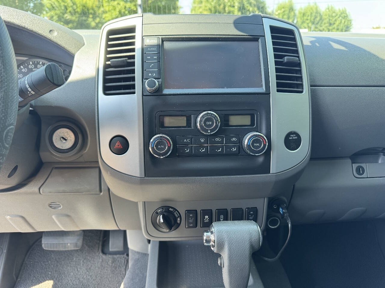 Used 2019 Nissan Frontier SV w/ Value Truck Package AWD/4WD image 9