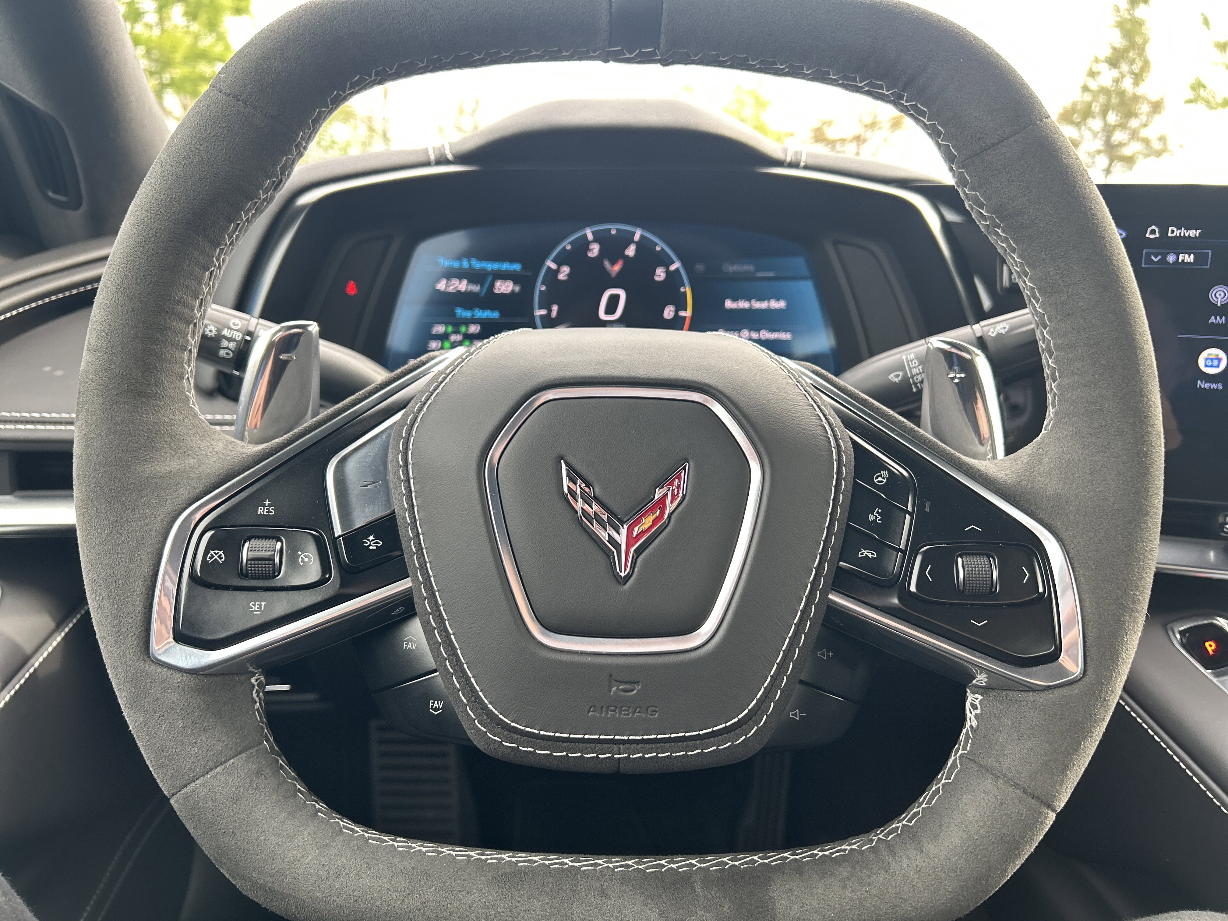 Used 2024 Chevrolet Corvette Stingray Premium Cpe w/ Z51 Performance Package RWD image 17