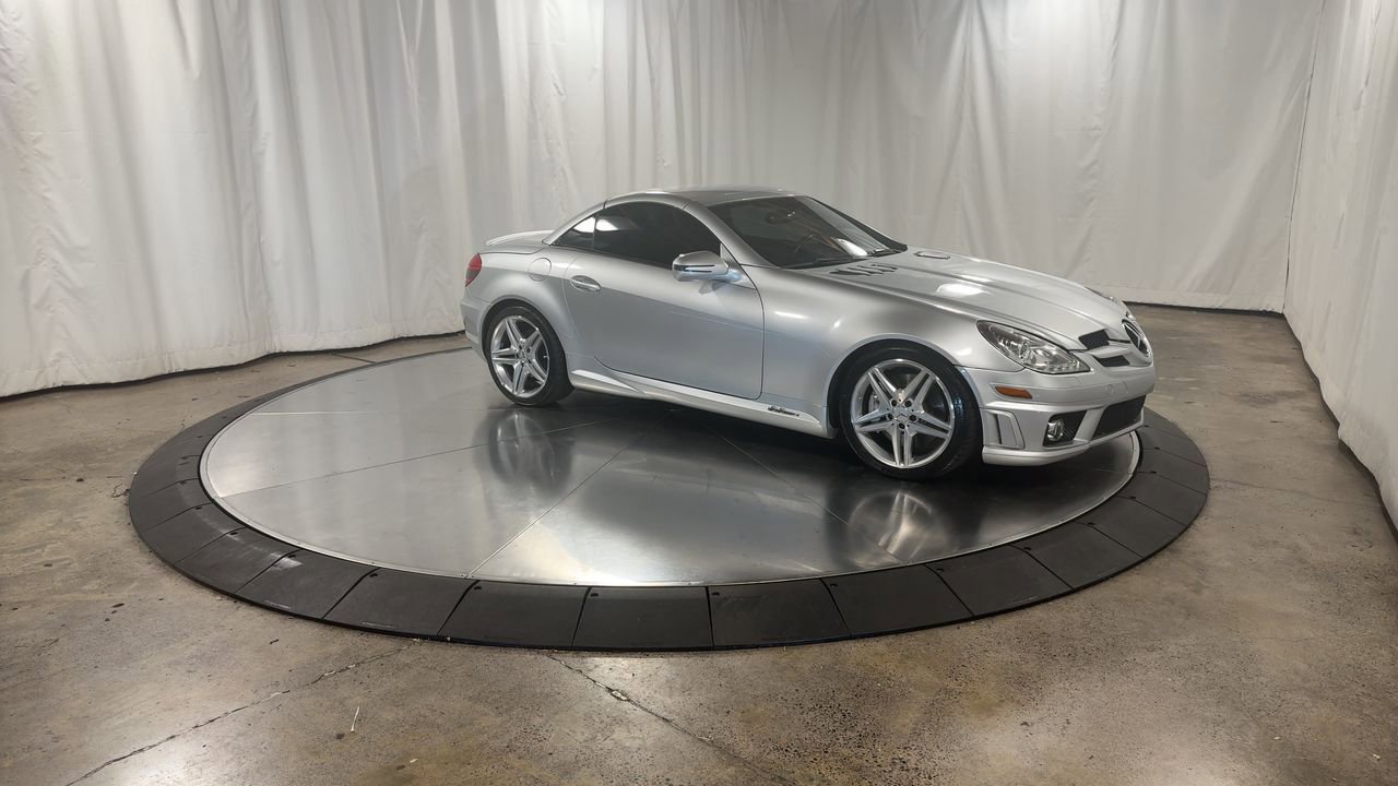 Used 2009 Mercedes-Benz SLK 55 AMG image 3