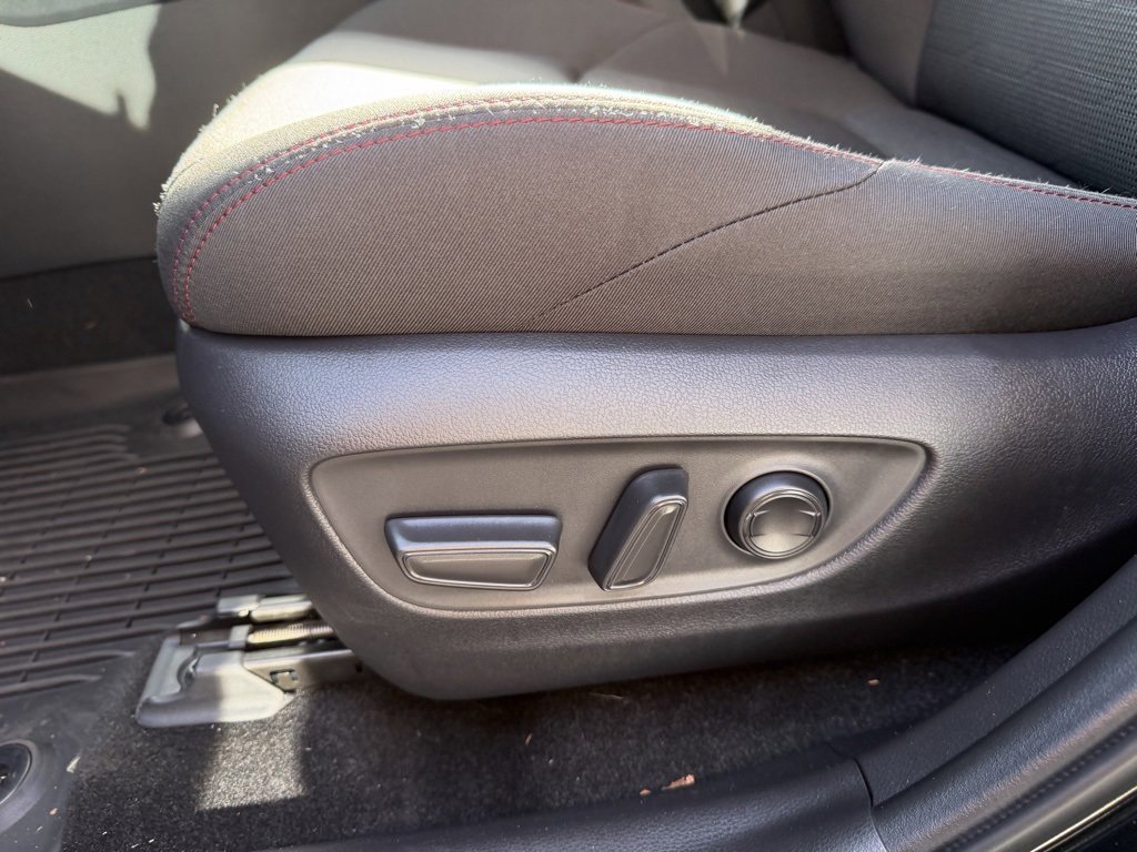 Used 2024 Toyota RAV4 SE image 13