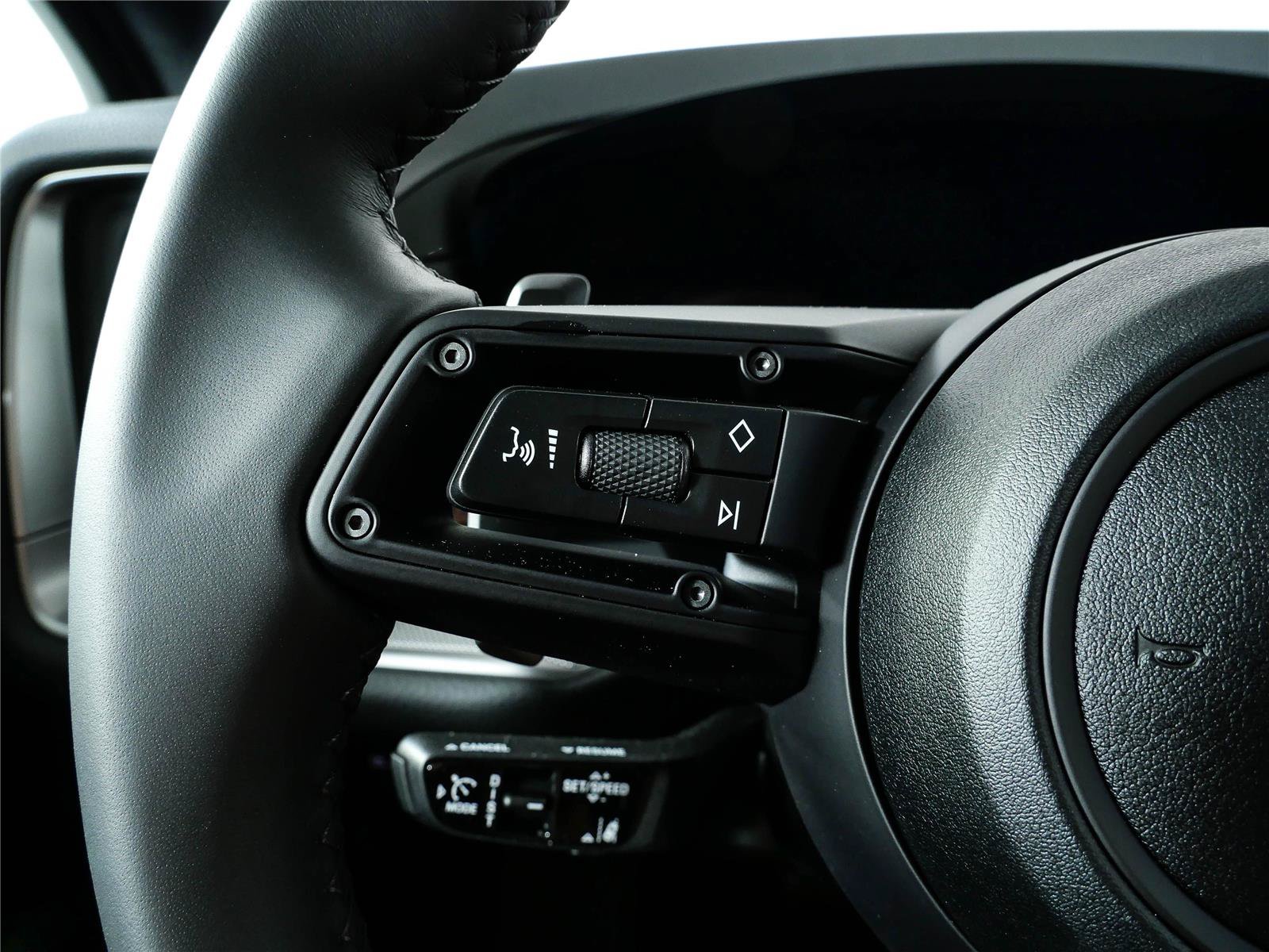 New 2026 Porsche Cayenne AWD/4WD image 11