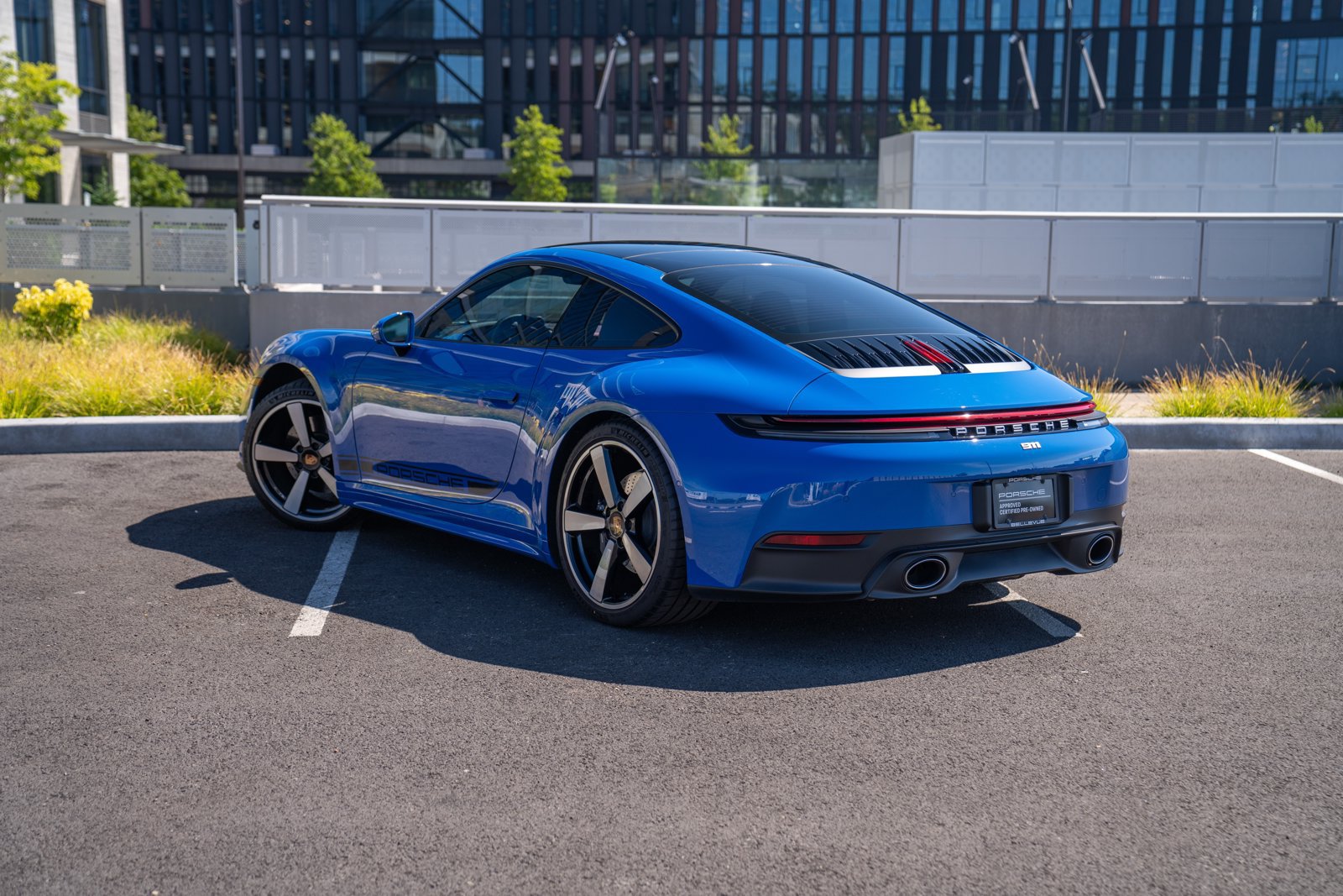 Certified 2025 Porsche 911 Carrera RWD image 3