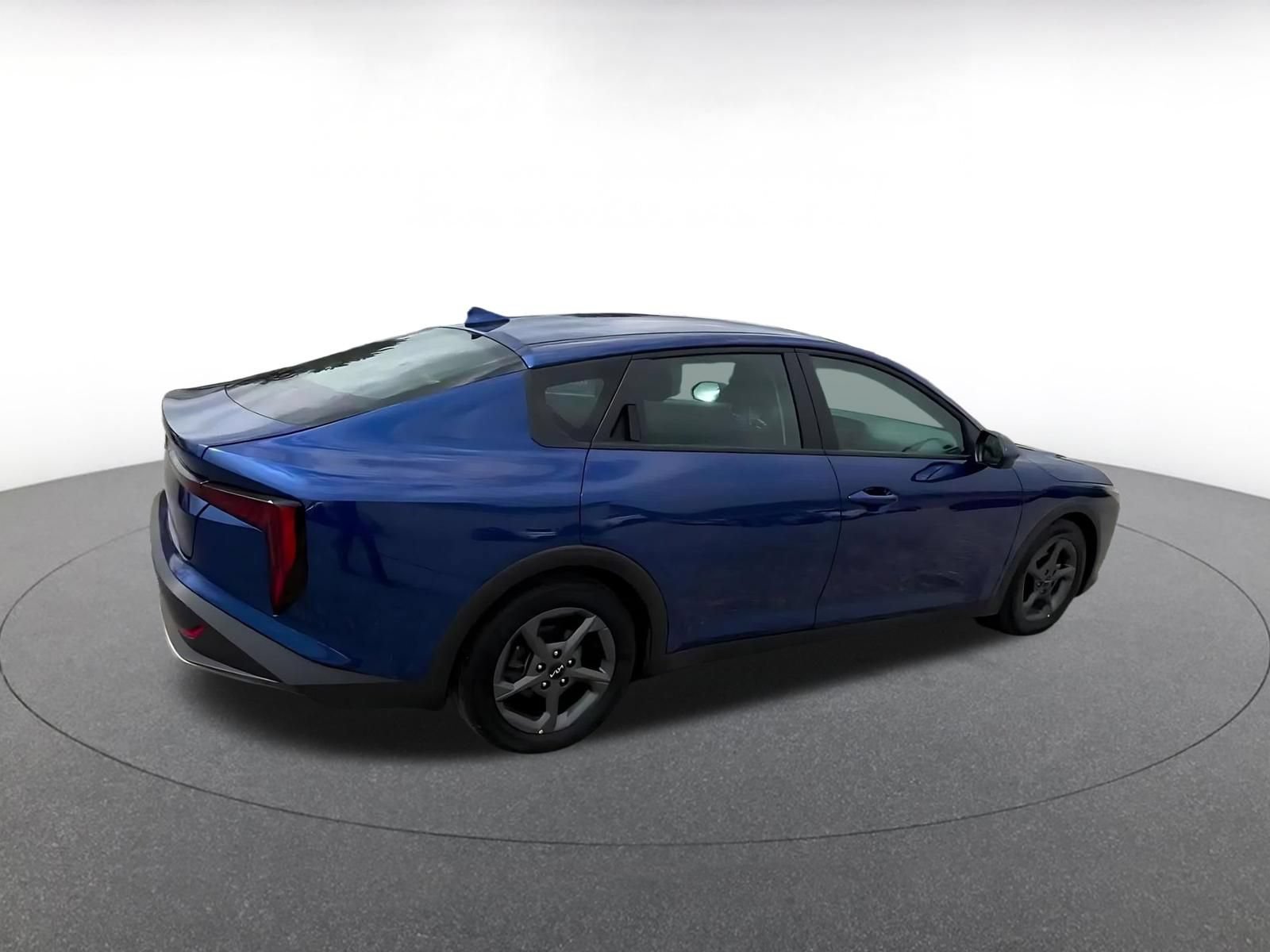 Used 2025 Kia K4 FWD image 15