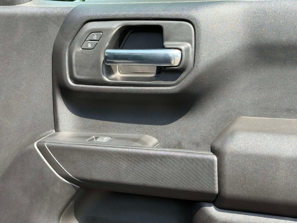 Used 2026 Chevrolet Silverado 1500 Custom AWD/4WD image 8