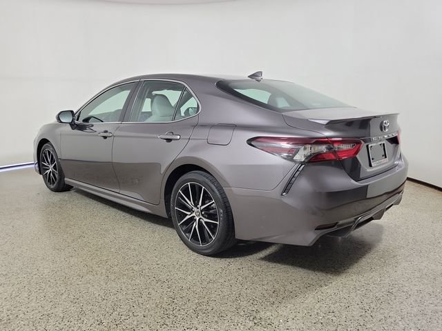 Used 2024 Toyota Camry SE FWD image 7