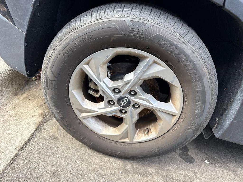 Used 2023 Hyundai Tucson SE image 10