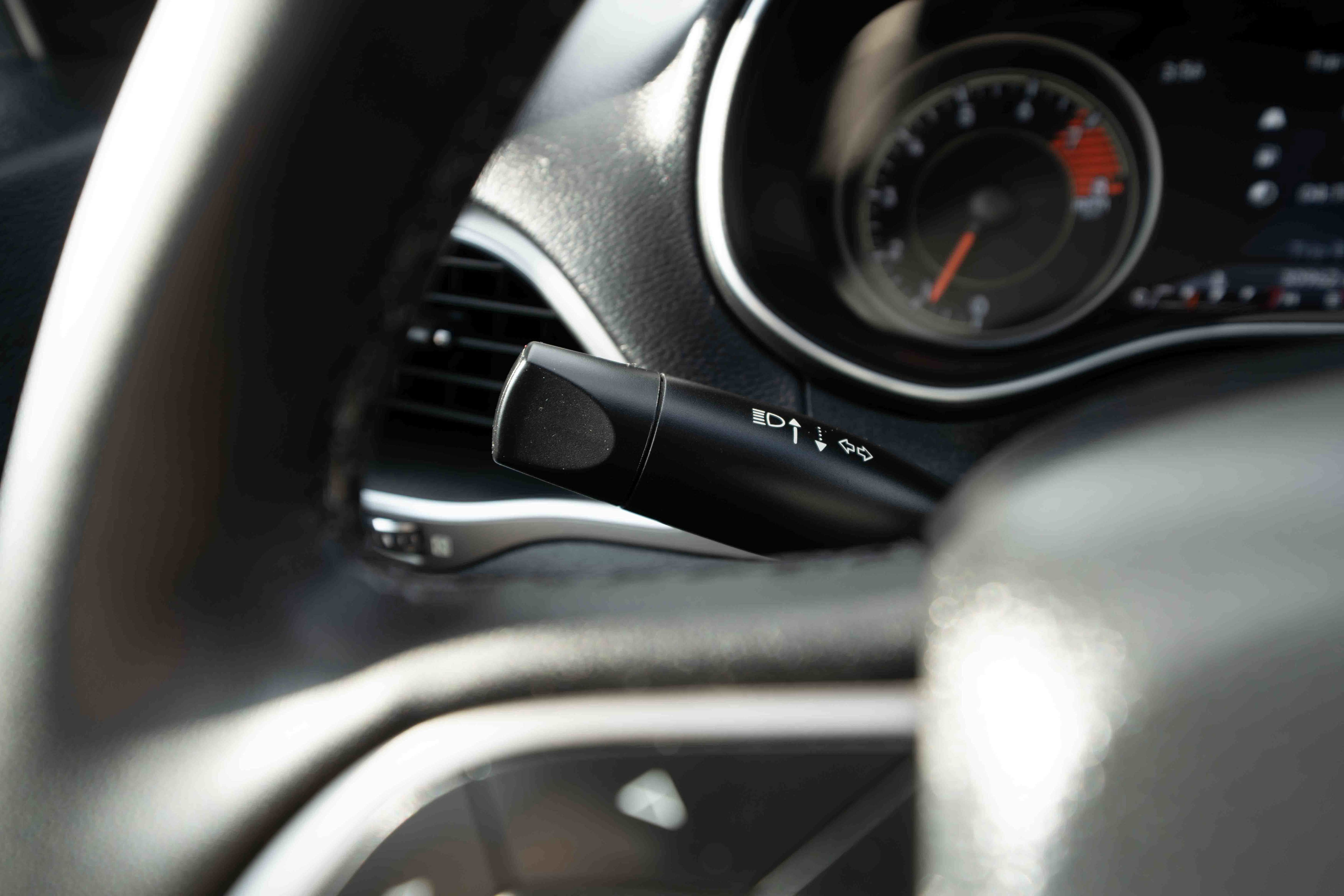 Used 2022 Jeep Cherokee Latitude Lux image 13