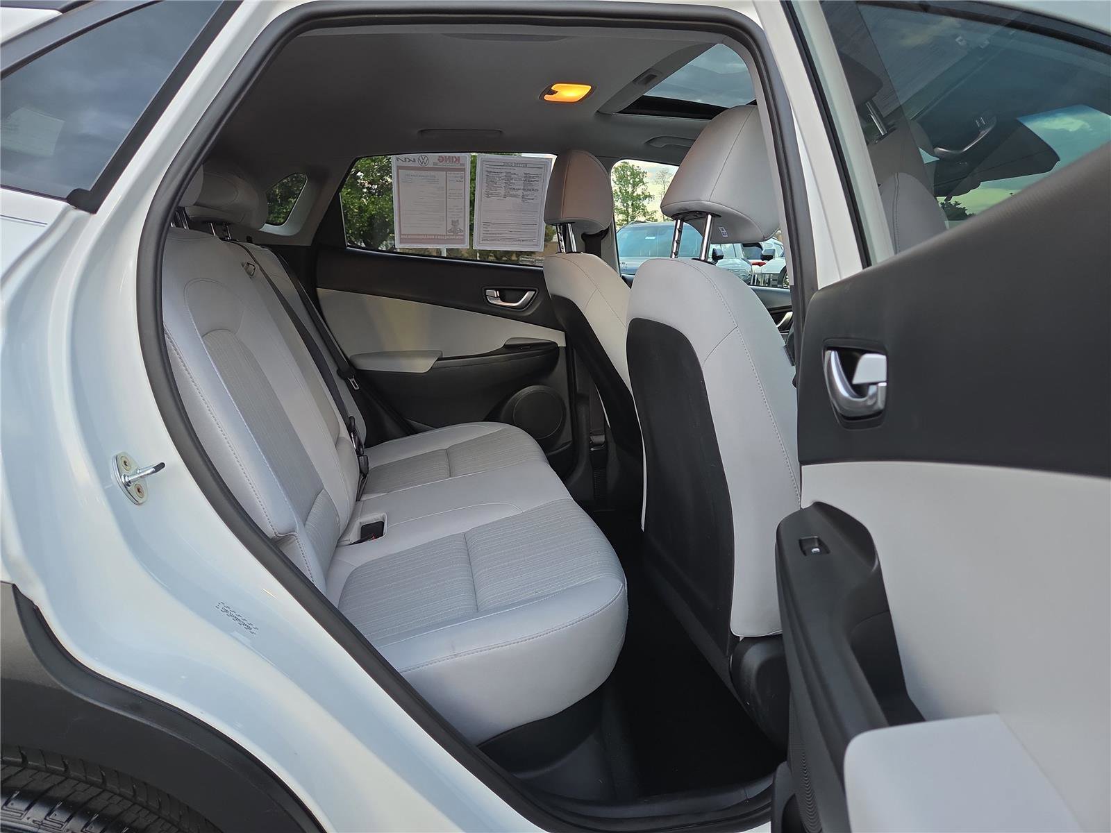 Used 2022 Hyundai Kona SEL w/ Convenience Package FWD image 29