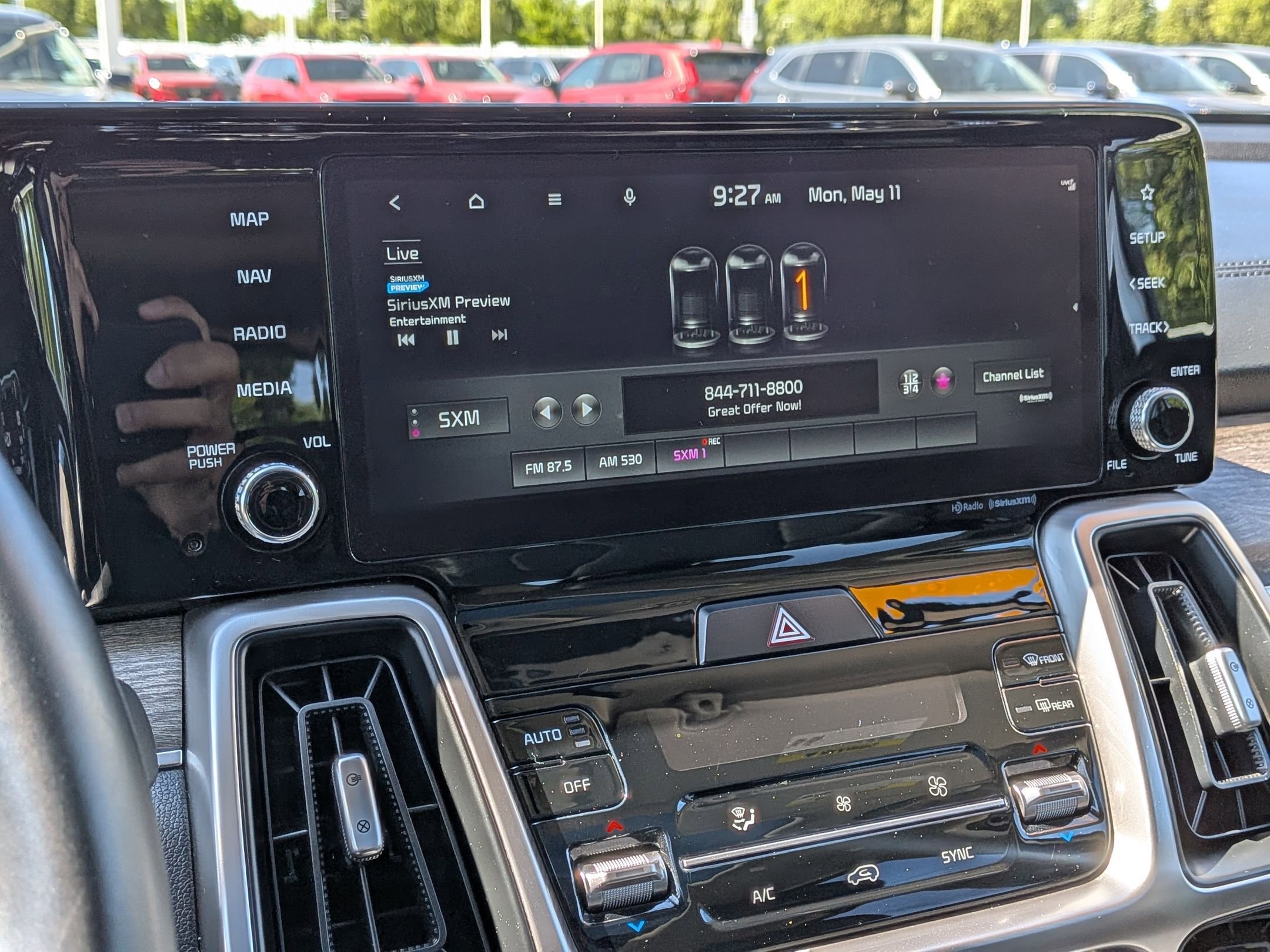 Used 2022 Kia Sorento S w/ Panoramic Sunroof Package AWD/4WD image 17