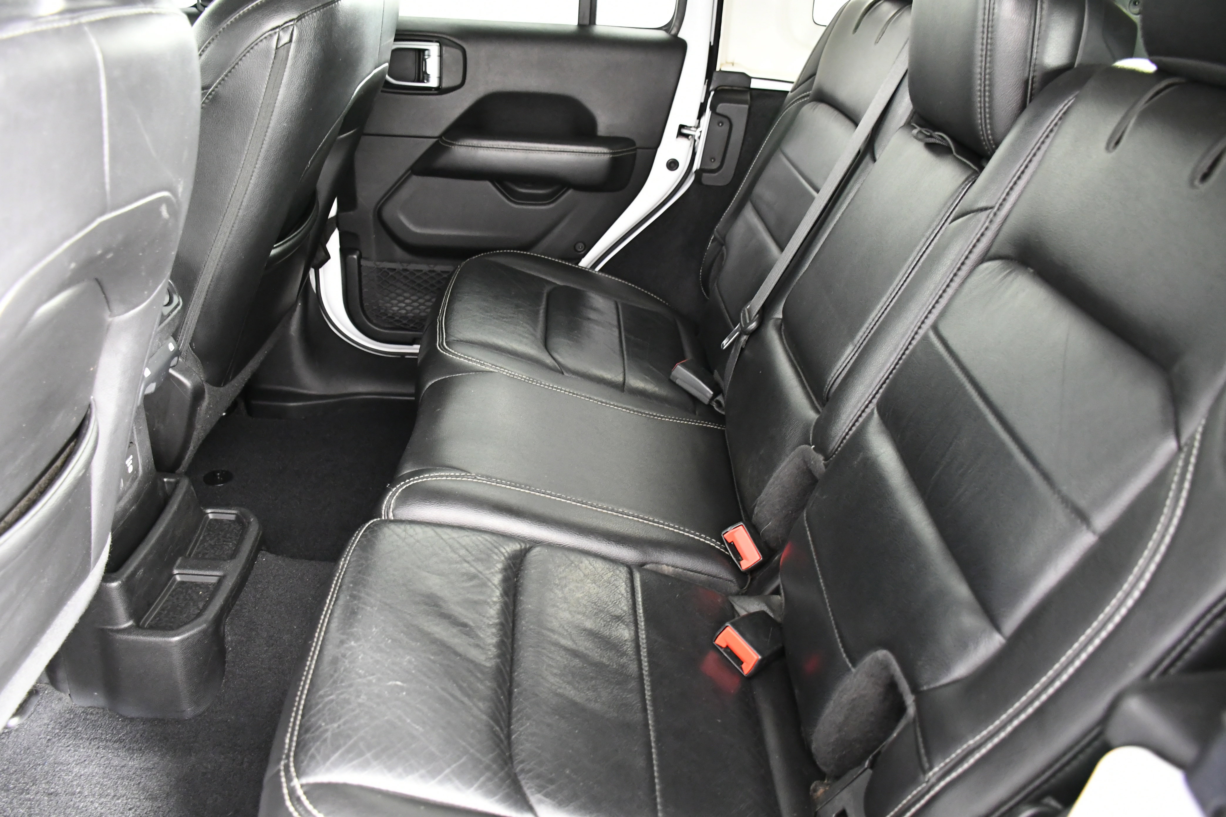 Used 2019 Jeep Wrangler Unlimited Sahara image 50