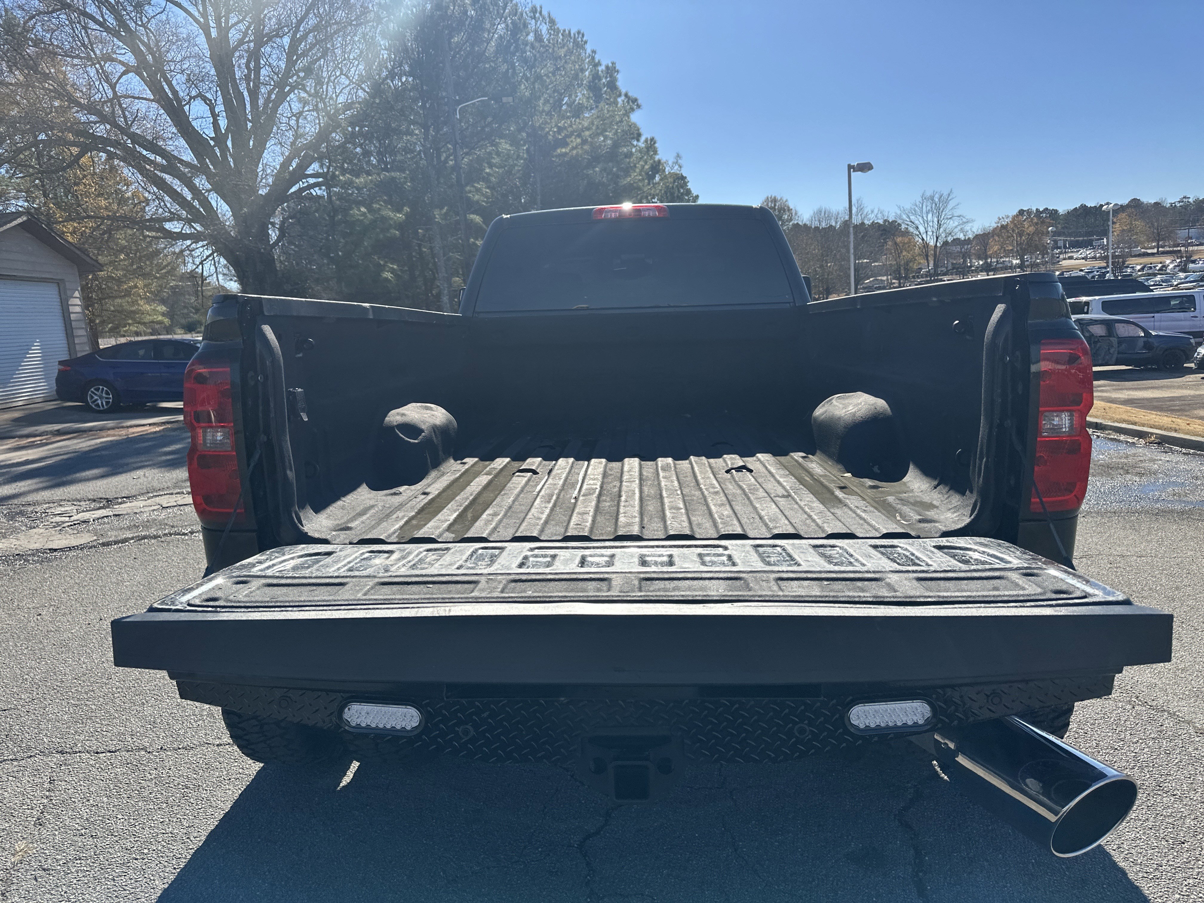 Used 2017 GMC Sierra 3500 Denali w/ Duramax Plus Package image 18