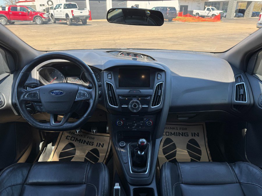 Used 2016 Ford Focus ST w/ Equipment Group 401A FWD image 20