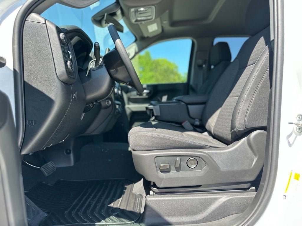 New 2026 Chevrolet Silverado 1500 Custom AWD/4WD image 20