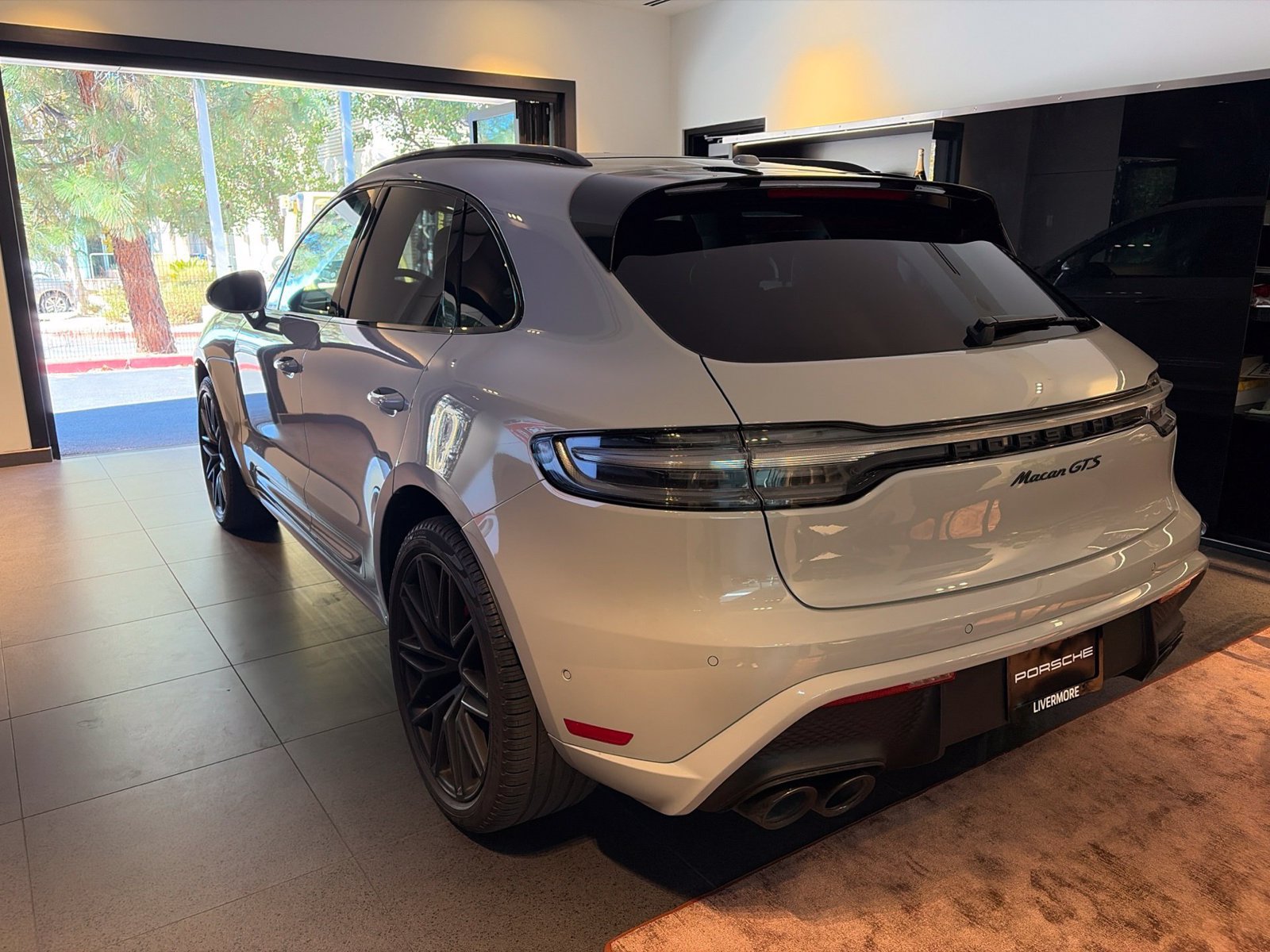 Used 2023 Porsche Macan GTS w/ Premium Package Plus AWD/4WD image 6