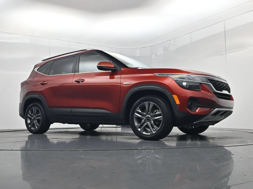 Used 2021 Kia Seltos S AWD/4WD image 38