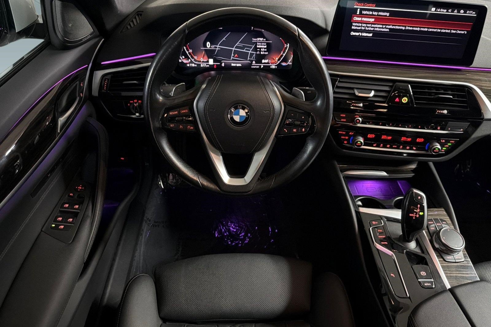 Used 2023 BMW 530i w/ Premium Package RWD image 31