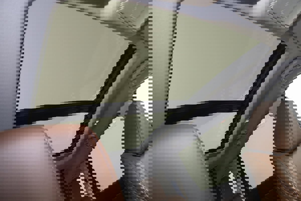 Used 2023 Acura MDX SH-AWD w/ Technology Package image 11