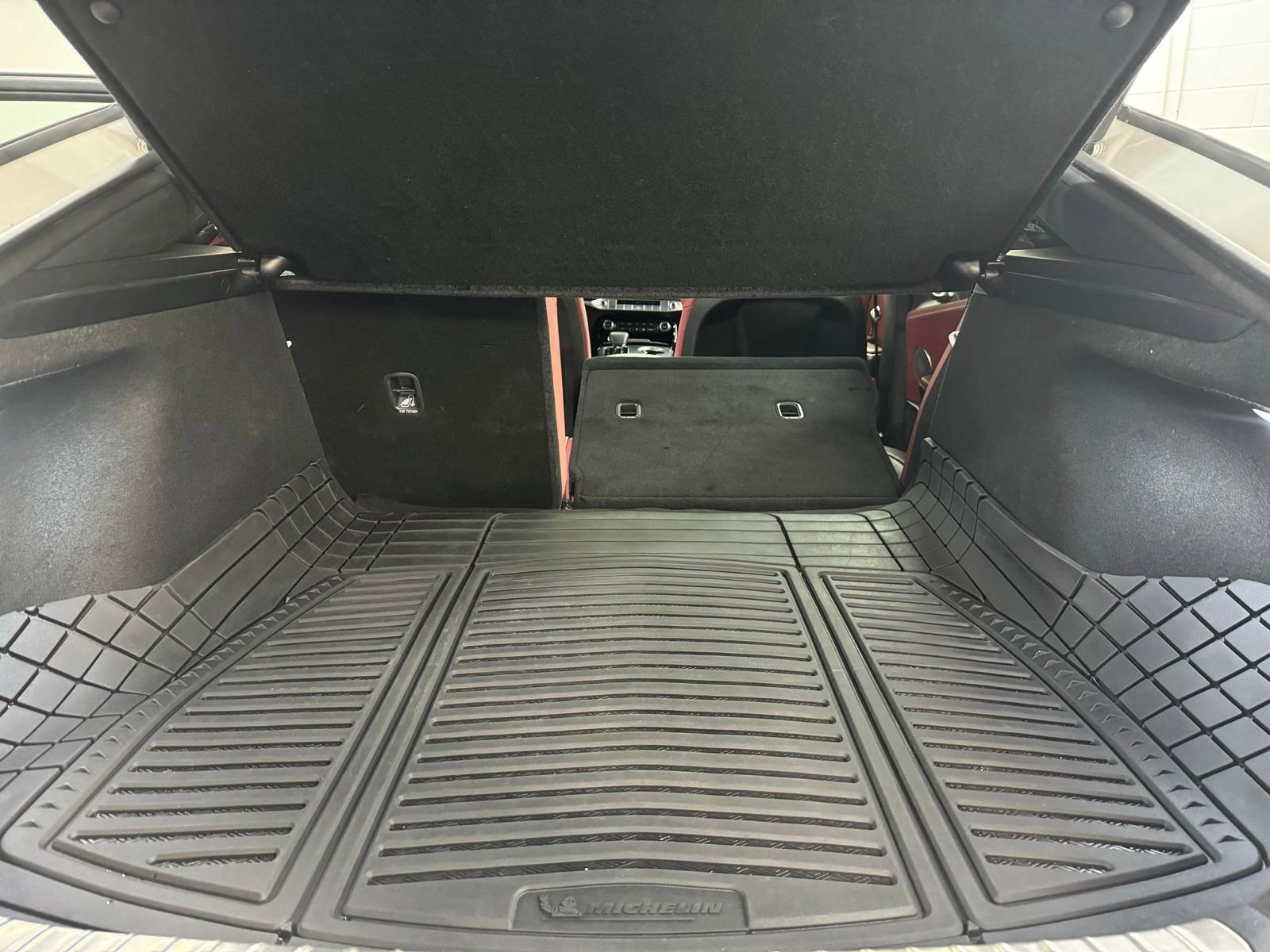 Used 2020 Kia Stinger GT2 image 33