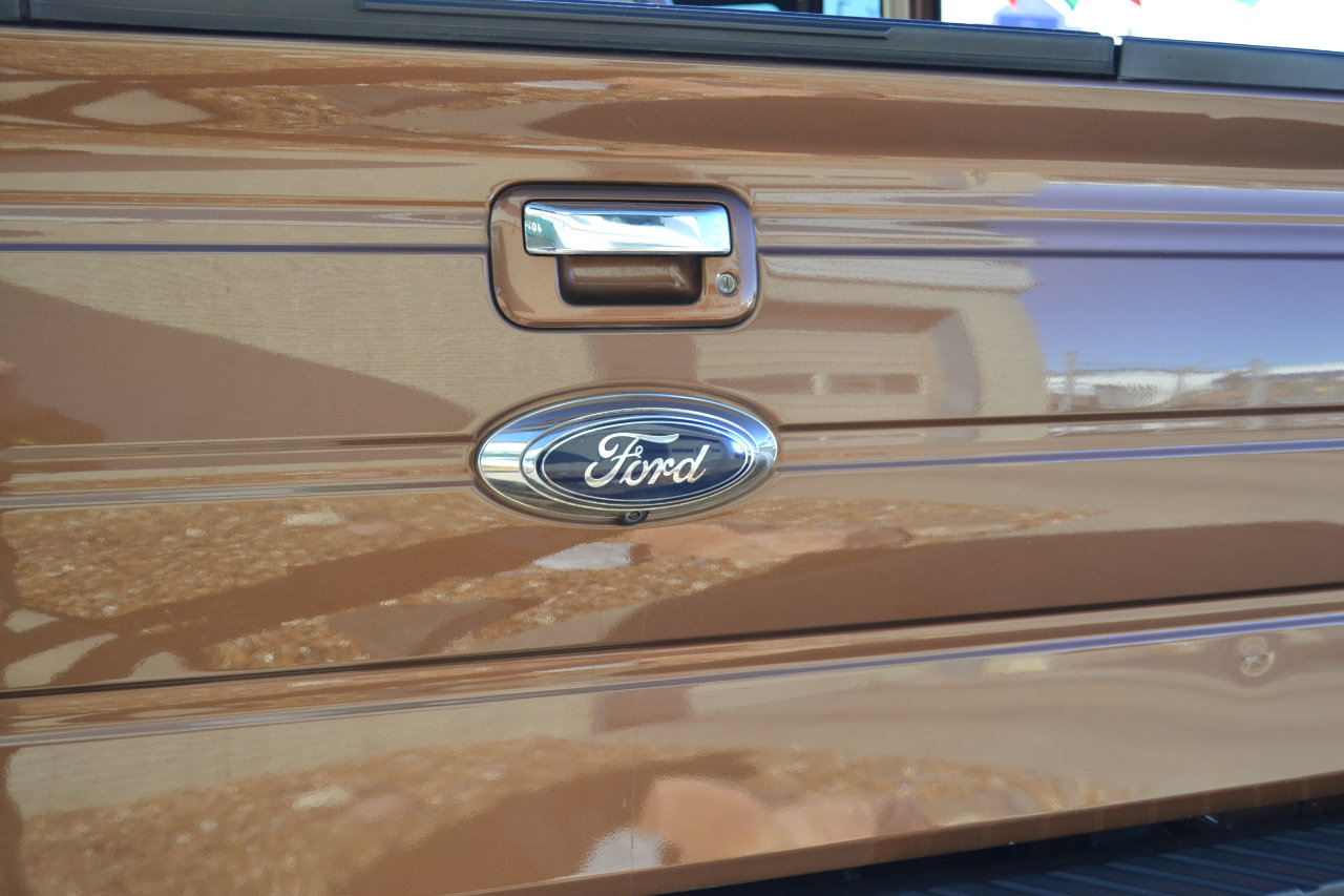 Used 2011 Ford F150 Lariat w/ Lariat Chrome Pkg image 11