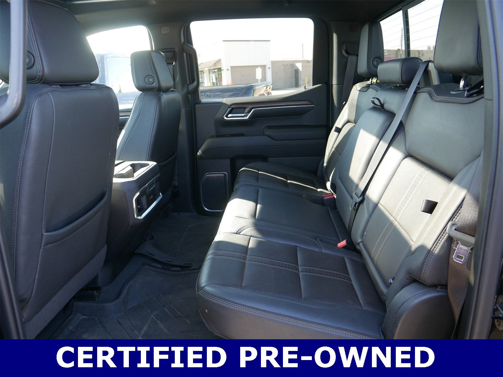 Used 2023 Chevrolet Silverado 1500 High Country w/ High Country Premium Package image 16