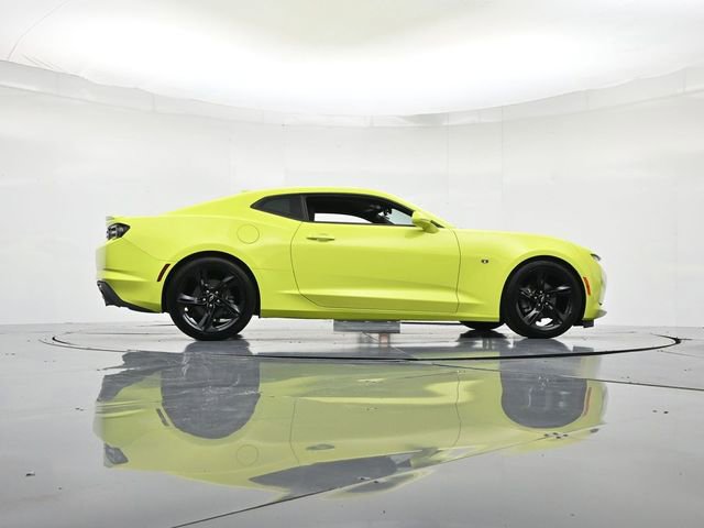 Used 2021 Chevrolet Camaro LT w/ RS Package image 29