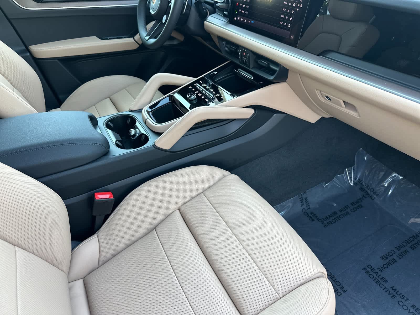 New 2026 Porsche Cayenne AWD/4WD image 17