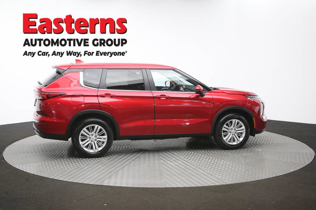 Used 2024 Mitsubishi Outlander ES AWD/4WD image 43