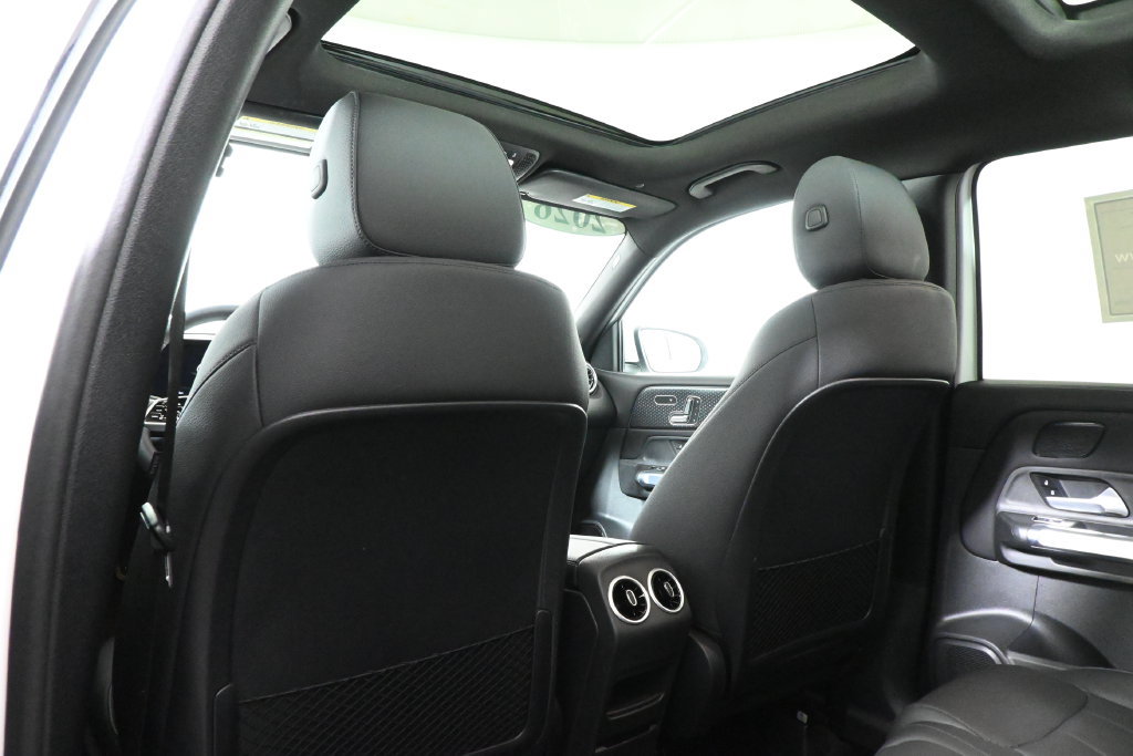 Certified 2026 Mercedes-Benz GLB 250 4MATIC image 30
