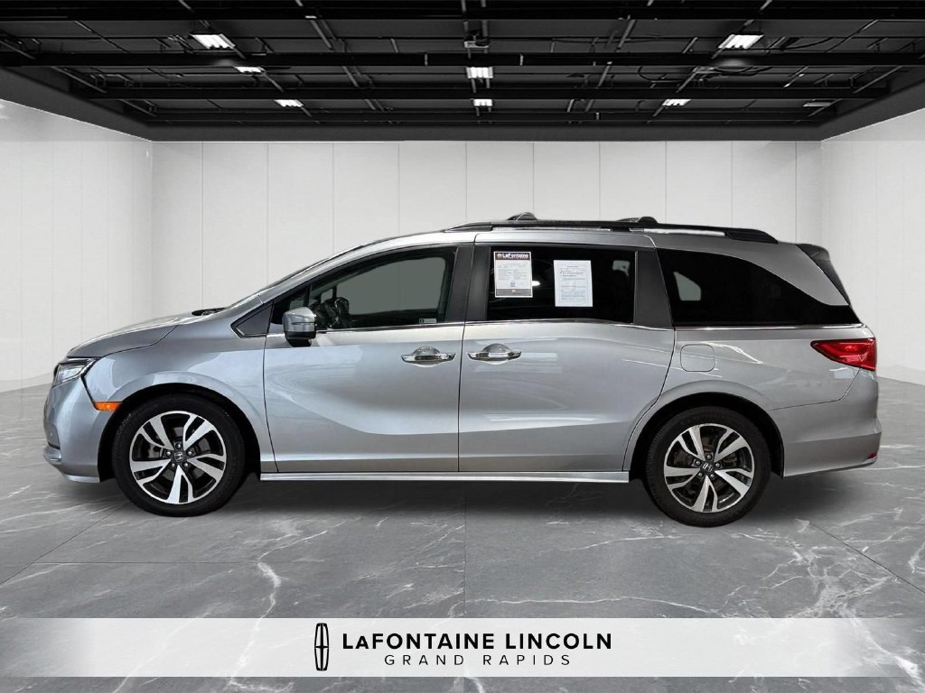 Used 2021 Honda Odyssey Touring image 2