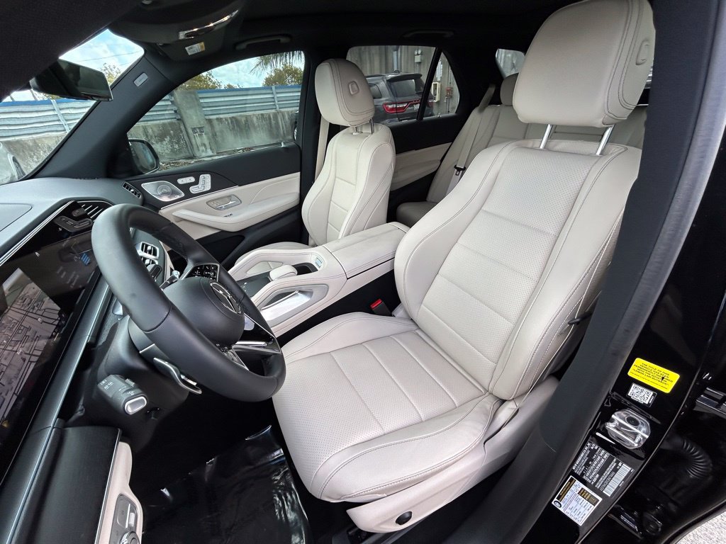 Used 2025 Mercedes-Benz GLE 450e 4MATIC image 28