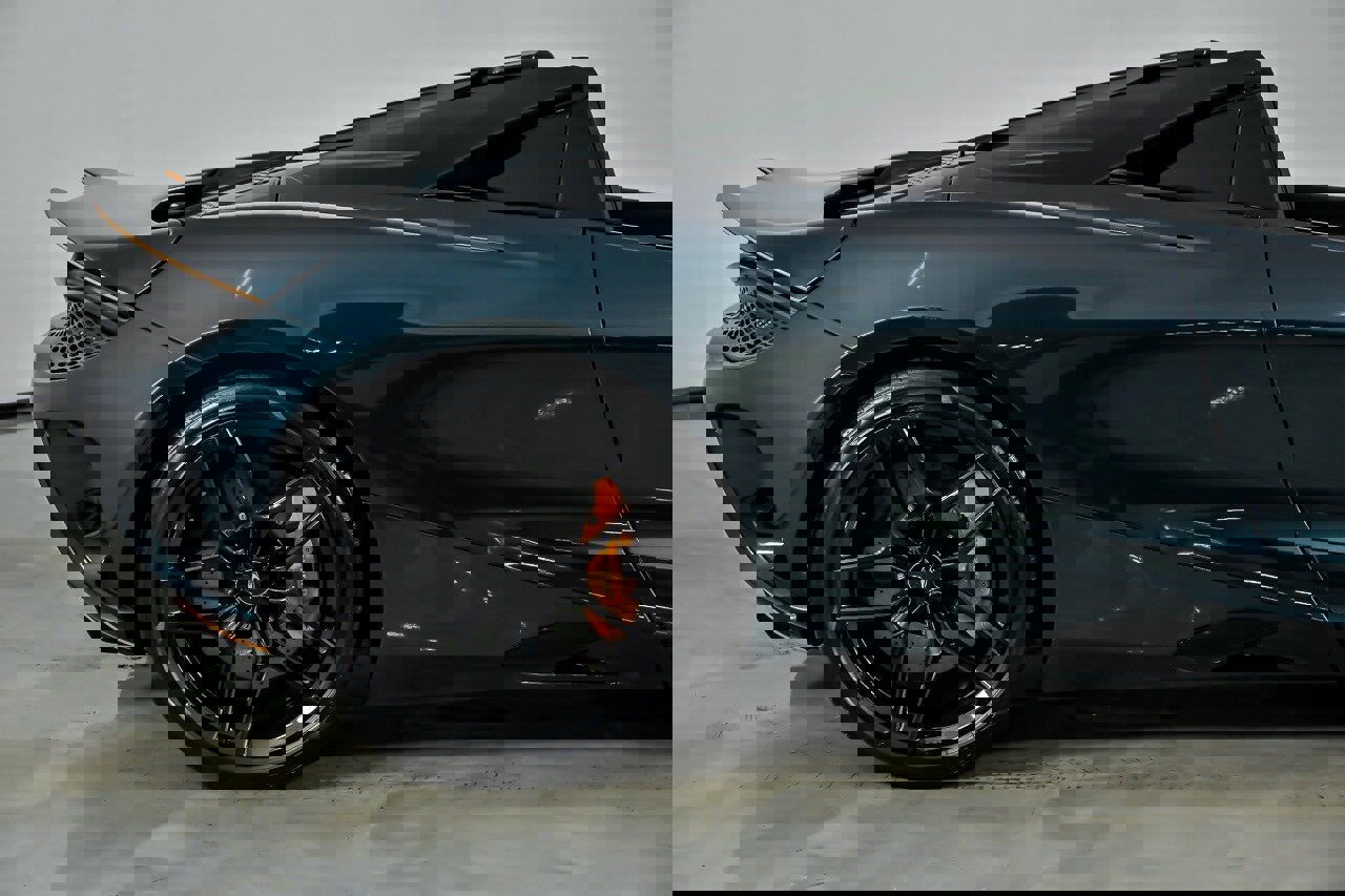 Used 2024 McLaren 750S Spider RWD image 13