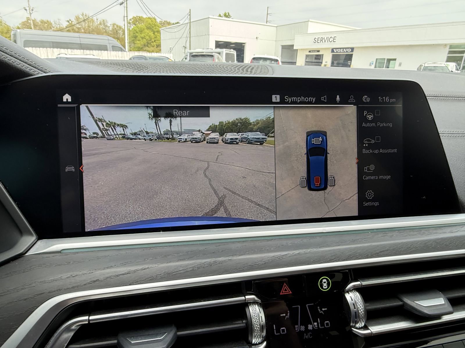 Used 2022 BMW X7 xDrive40i w/ M Sport Package image 26